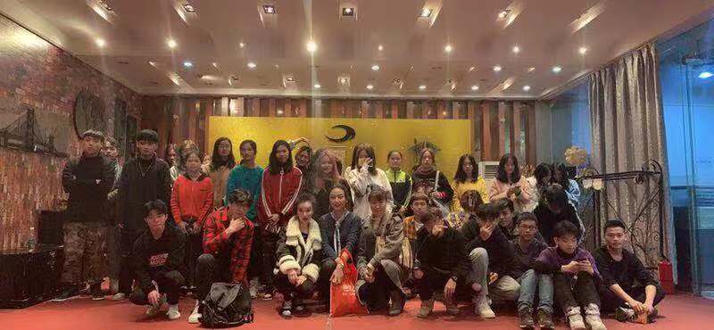 e4e1d016b74ee37f599558a27c5bb48.jpg e4e1d016b74ee37f599558a27c5bb48.jpg