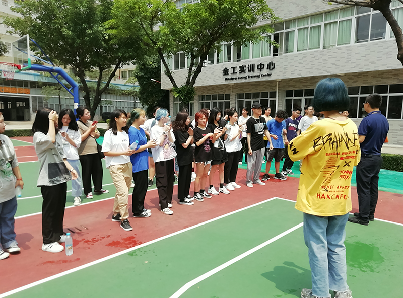 20190509112017345.png